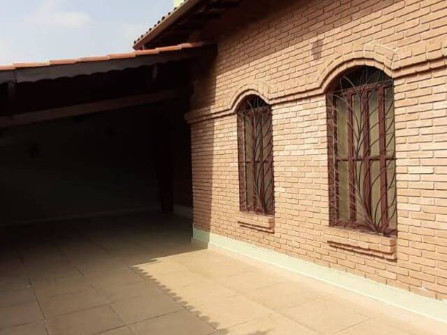 #VJJ1161 - Casa para Venda em Caçapava -  - 2