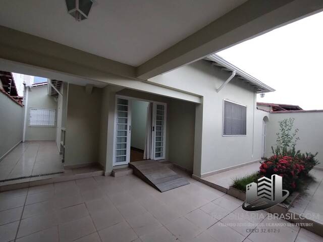 Locação em Vila Pantaleão - Caçapava