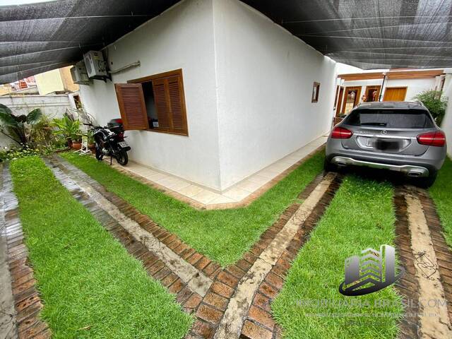 #2045 - Casa para Venda em Taubaté - SP
