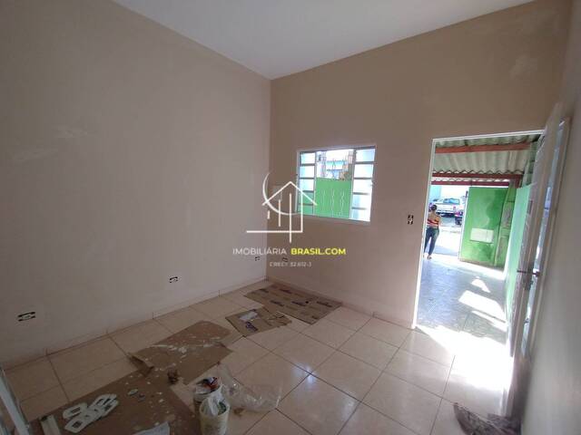 Casa para Venda em Caçapava - 2