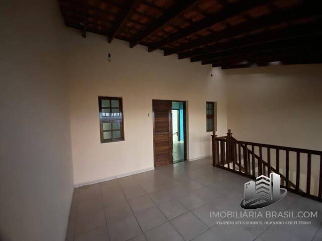 Venda em Parque Residencial Alvorada - Caçapava