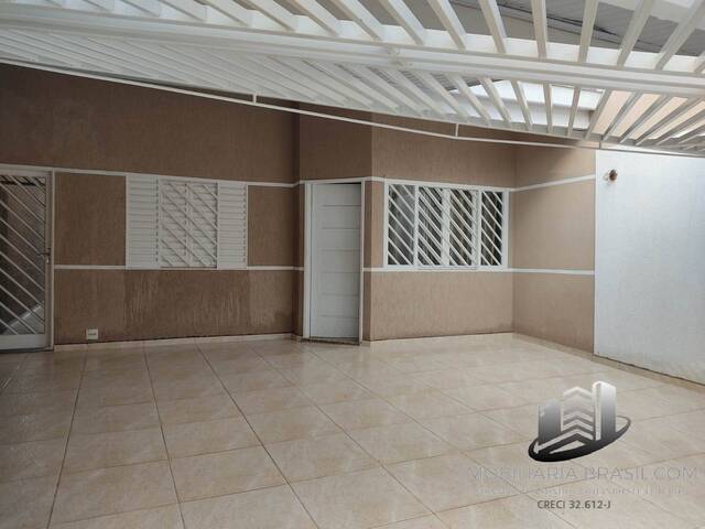 Venda em Parque Residencial Santo André - Caçapava