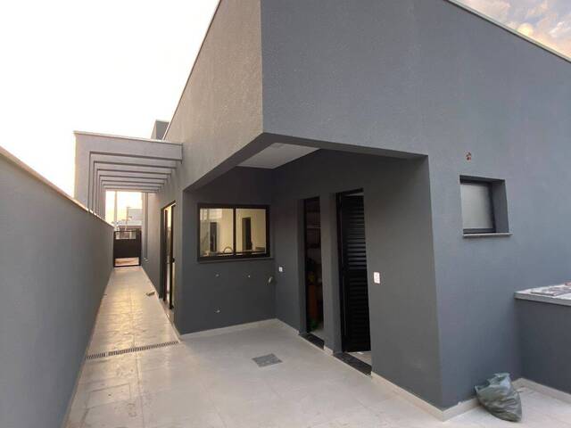Venda em Condominio Malibu - Caçapava