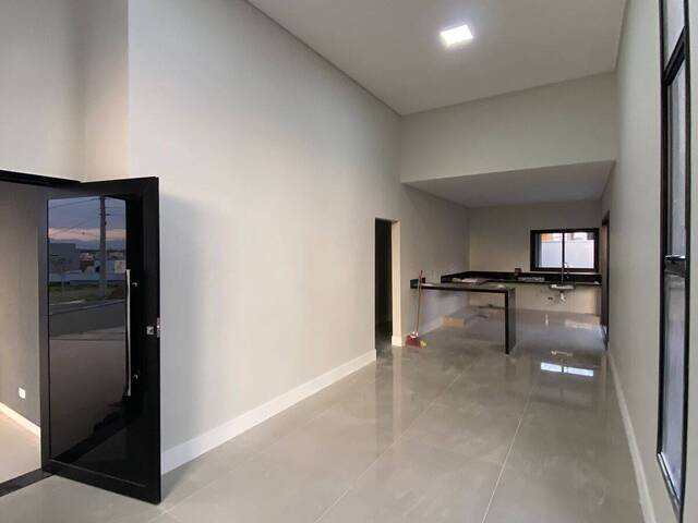 Venda em Condominio Malibu - Caçapava