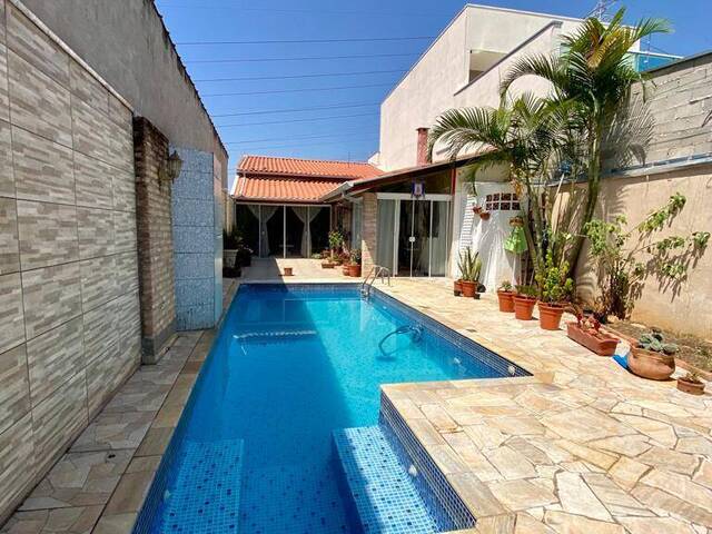 Venda em Residencial Borda do Campo - Caçapava