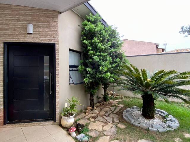 Venda em Parque Residencial Santo André - Caçapava