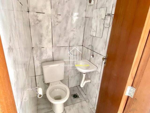 Casa para Venda em Caçapava - 2