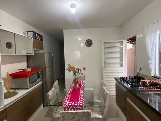 #2258 - Casa para Venda em Caçapava -  - 3