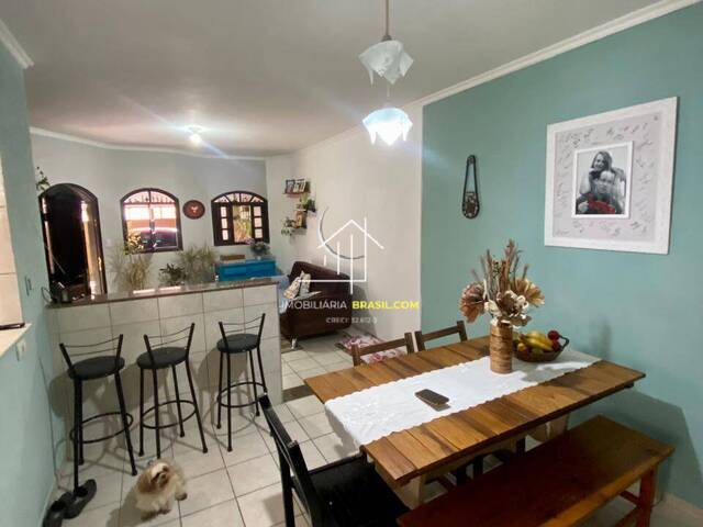 Casa para Venda em Caçapava - 3