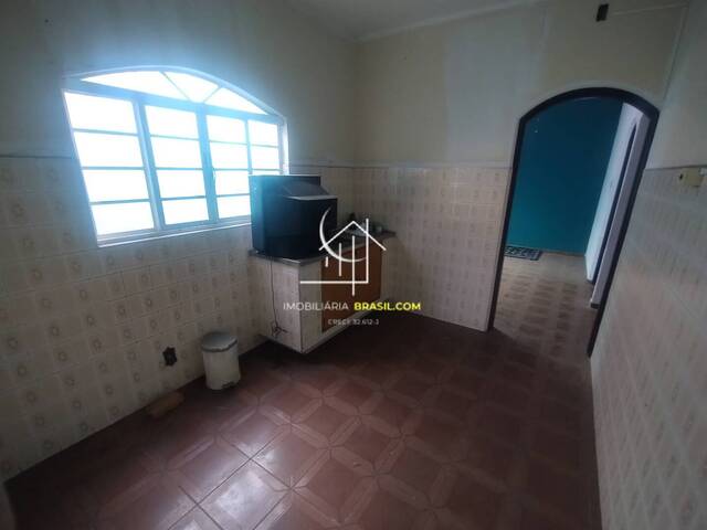 Casa para Venda em Caçapava - 4