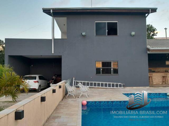 #2405 - Casa para Venda em Caçapava - 