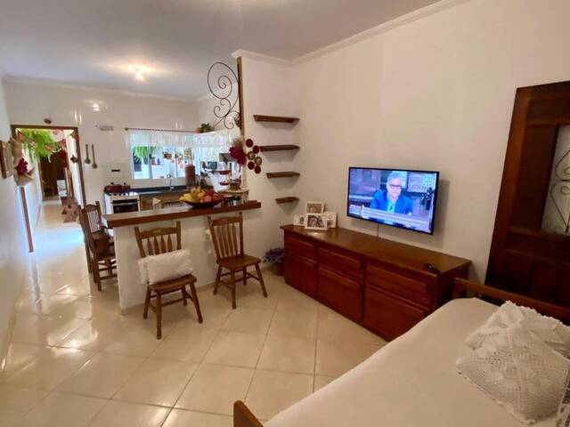 #2438 - Casa para Venda em Caçapava -  - 2