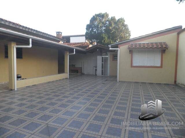 #2449 - Casa para Venda em Caraguatatuba - SP - 2