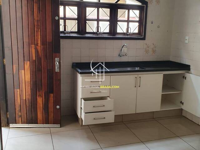 Casa para Venda em Caçapava - 3