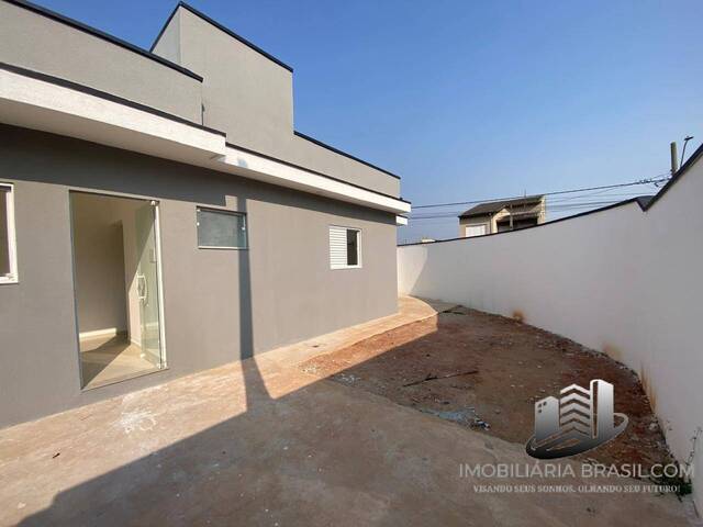 #2485 - Casa para Venda em Caçapava - 