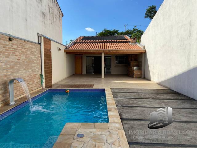 #2560 - Casa para Venda em Caçapava -  - 2