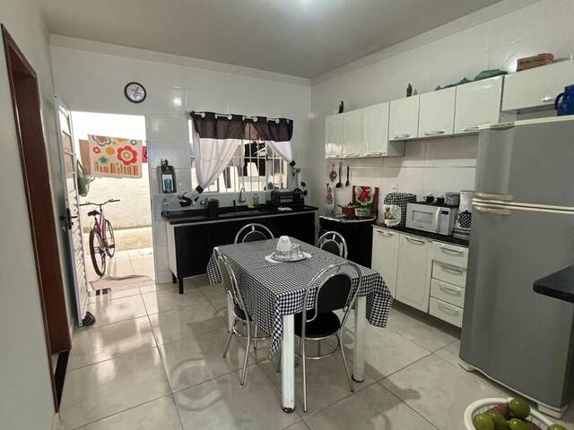 #2567 - Casa para Venda em Caçapava -  - 2