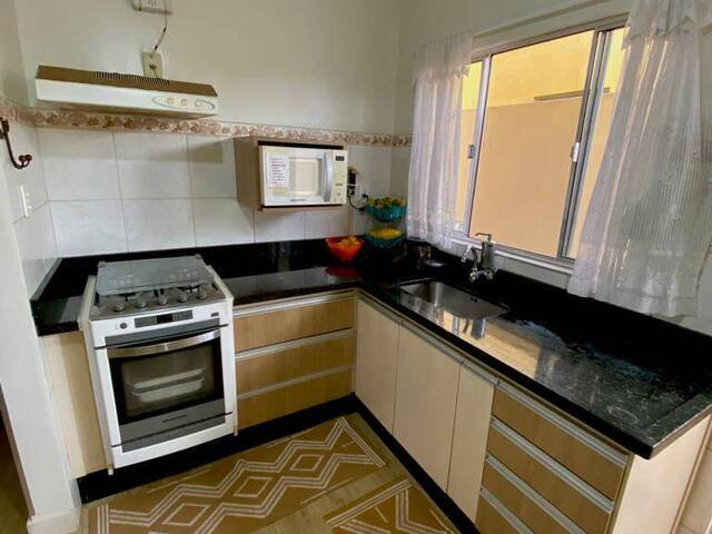#2569 - Casa para Venda em Caçapava -  - 2