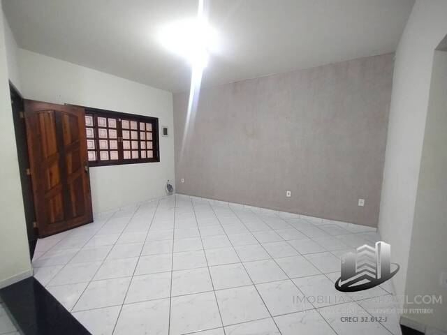 #2580 - Casa para Venda em Caçapava -  - 3