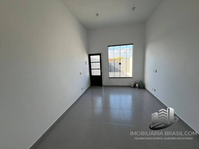 #2604 - Casa para Venda em Caçapava -  - 3