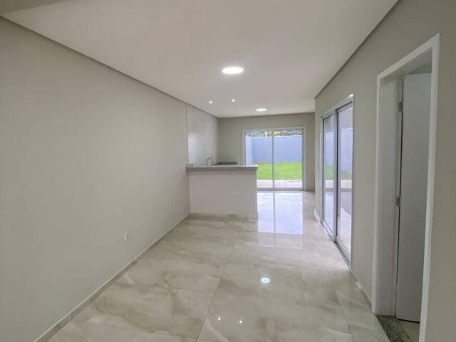 #2607 - Casa para Venda em Caçapava - 