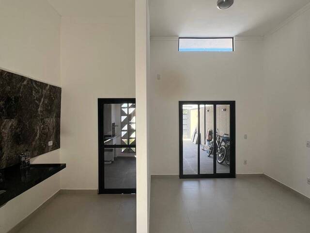 #2622 - Casa para Venda em Caçapava -  - 3
