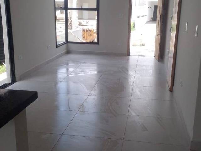 #2639 - Casa em condomínio para Venda em Caçapava -  - 3