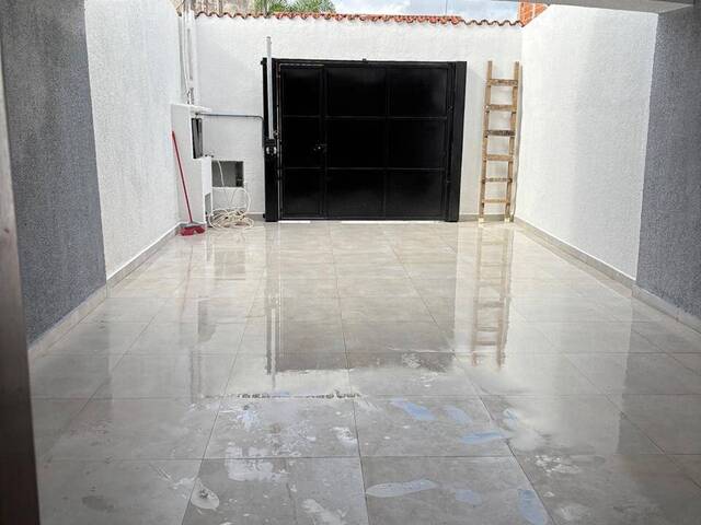 #2648 - Casa para Venda em Caçapava -  - 3