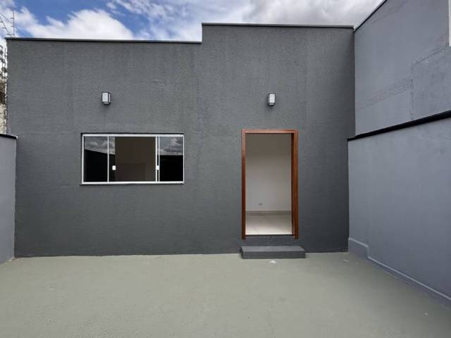 #2705 - Casa para Venda em Caçapava -  - 1