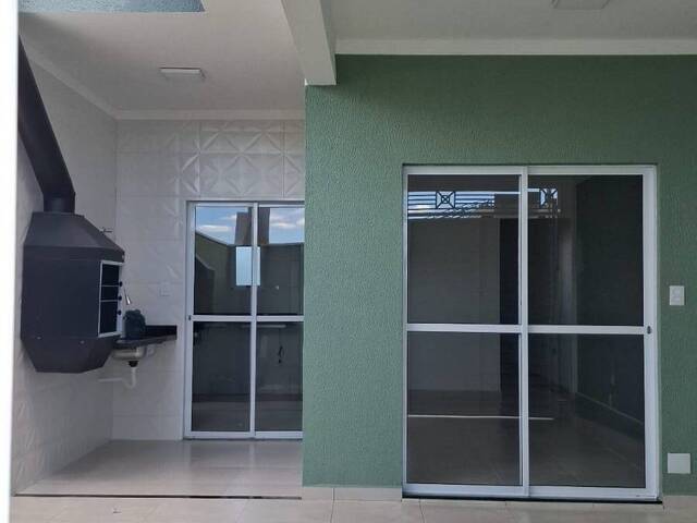 #2716 - Casa para Venda em Caçapava -  - 2