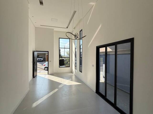 #2720 - Casa em condomínio para Venda em Caçapava -  - 3