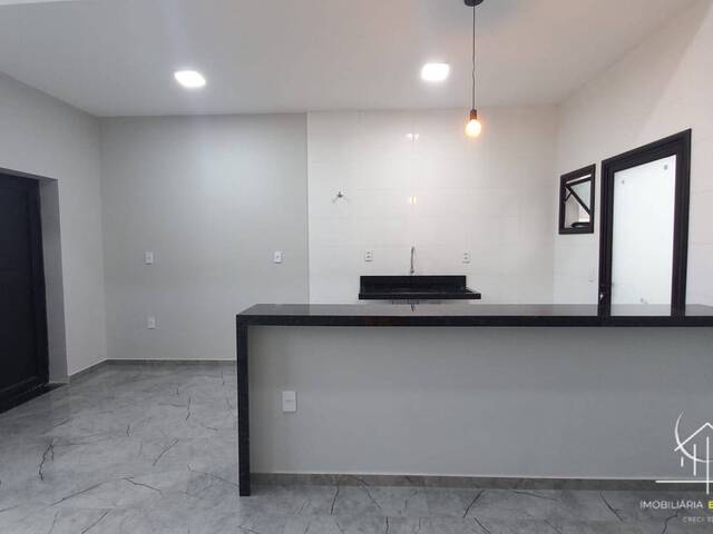 #2721 - Casa para Venda em Caçapava -  - 3