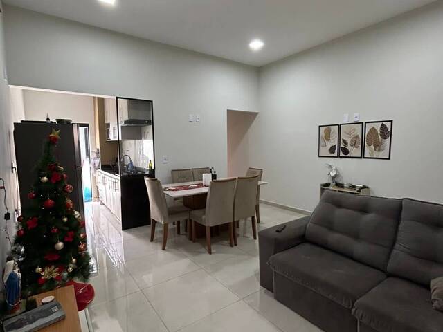 #2730 - Casa para Venda em Caçapava -  - 1