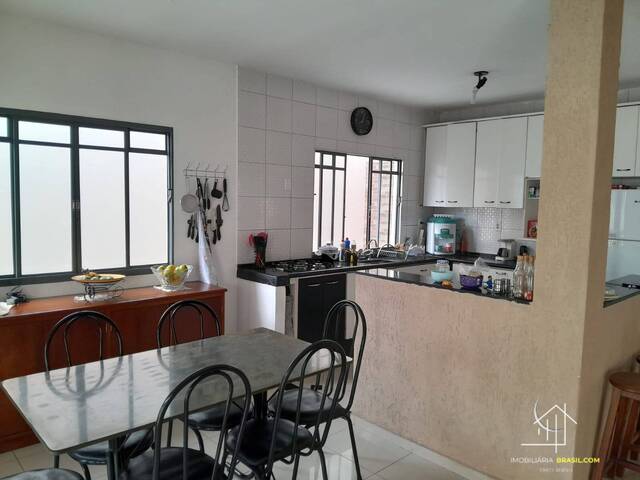Casa para Venda em Caçapava - 4