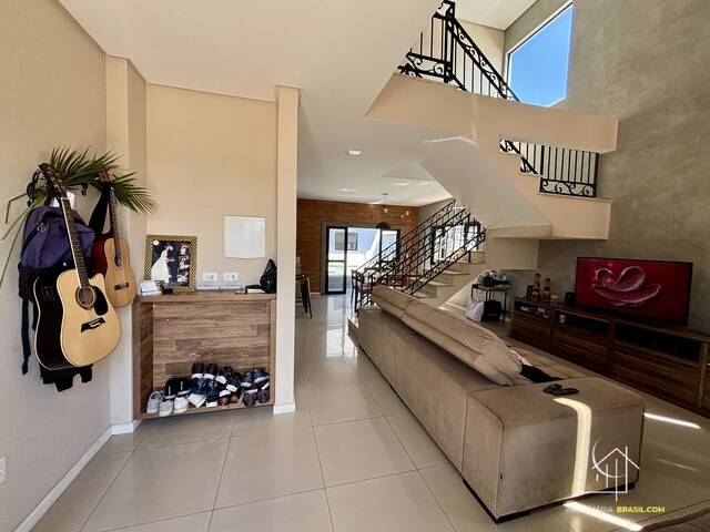 #2754 - Casa para Venda em Caçapava - 