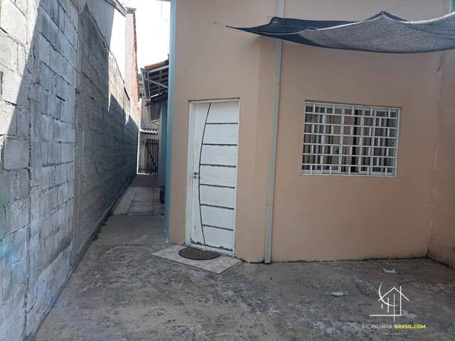 #2762 - Casa para Venda em Caçapava - 