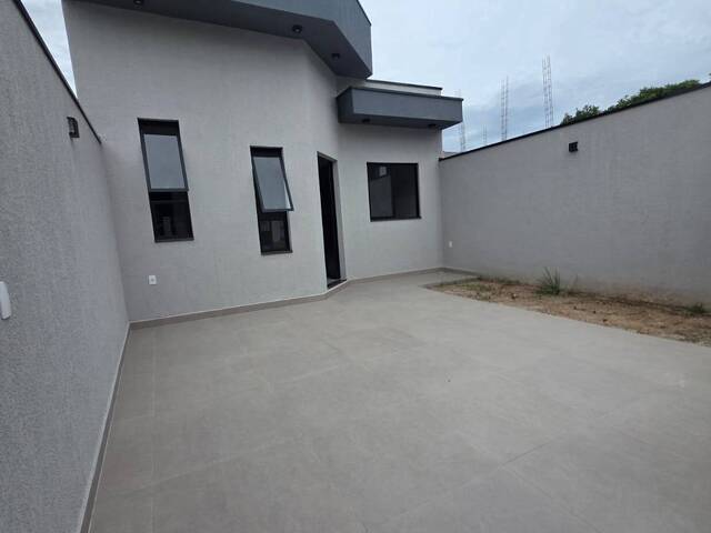 #2776 - Casa para Venda em Caçapava - 