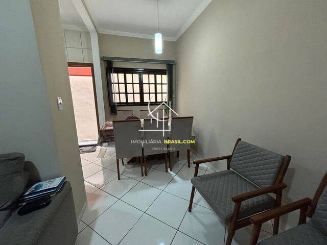 Casa para Venda em Caçapava - 4