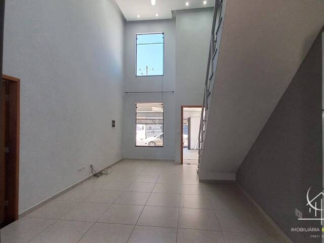 #2790 - Casa para Locação em Caçapava - 