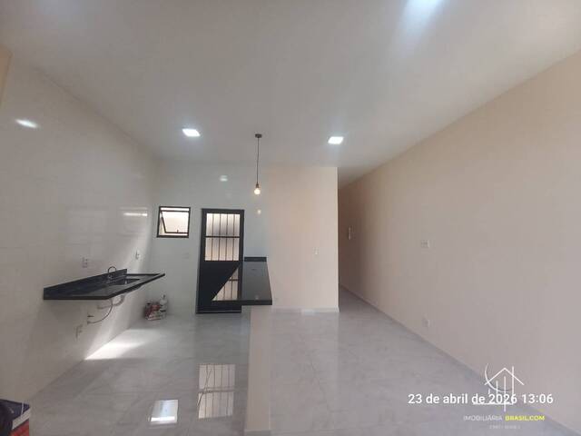 #2796 - Casa para Venda em Caçapava - 