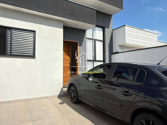 #2808 - Casa para Venda em Caçapava - 