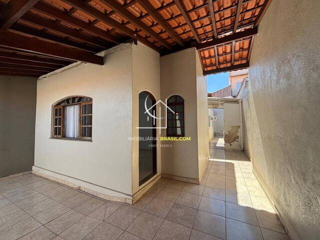#2812 - Casa para Venda em Caçapava - 