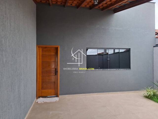 #2818 - Casa para Venda em Caçapava - 
