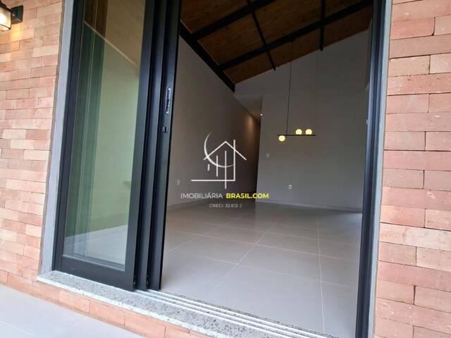 #2841 - Casa para Venda em Caçapava - 