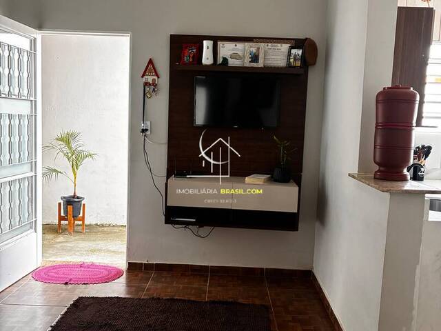 #2843 - Casa para Locação em Caçapava - 