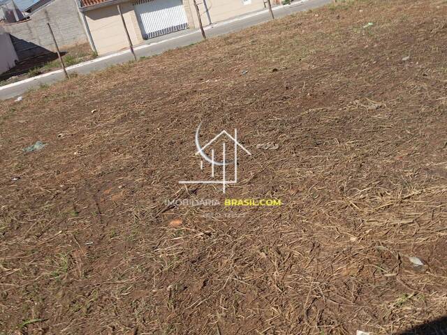 #2842 - Terreno para Venda em Caçapava - 
