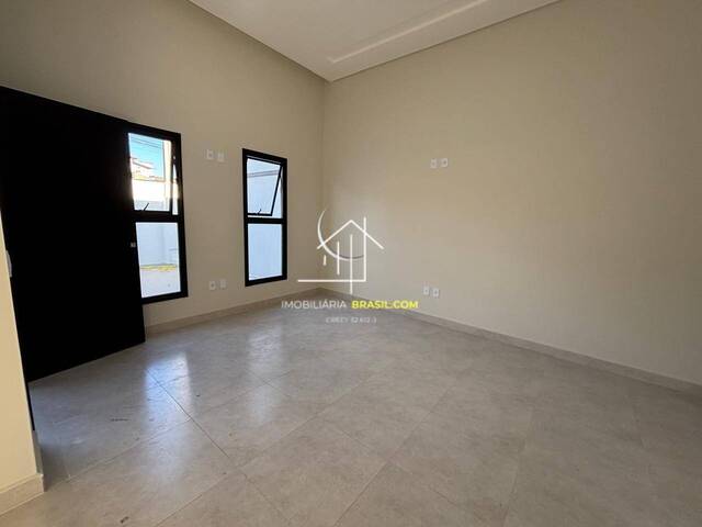 Casa para Venda em Caçapava - 4
