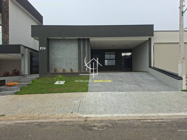 #2862 - Casa em condomínio para Venda em Caçapava - 