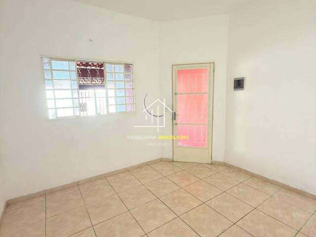 Casa para Venda em Caçapava - 5