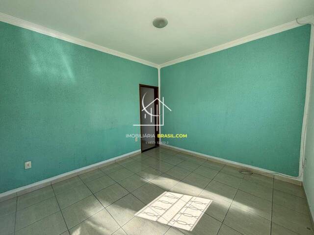 #2873 - Casa para Venda em Caçapava - 